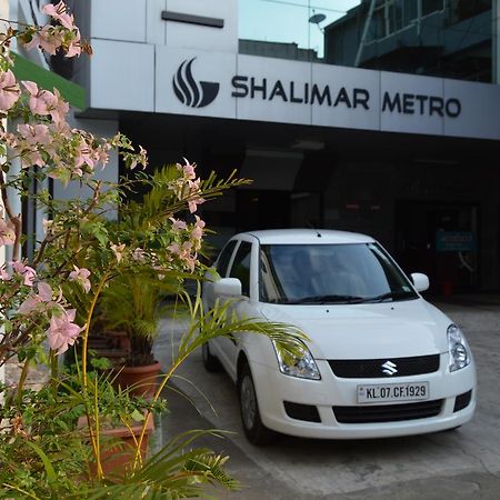 Готель Shalimar Metro Kochi Екстер'єр фото