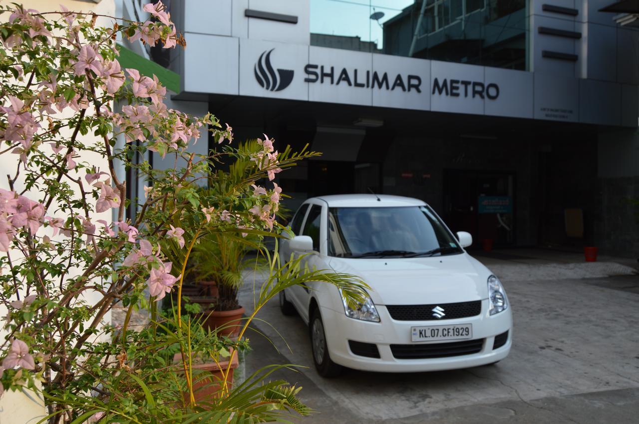 Готель Shalimar Metro Kochi Екстер'єр фото