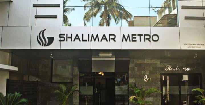 Готель Shalimar Metro Kochi Екстер'єр фото